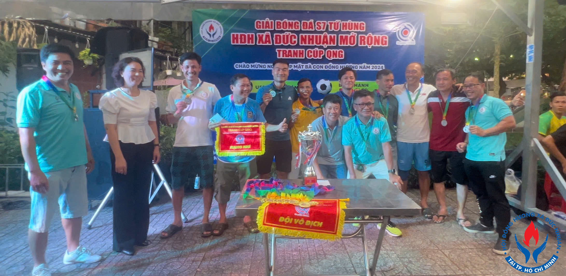 Đội U50 HĐH Đức Nhuận đoạt giải nhì.